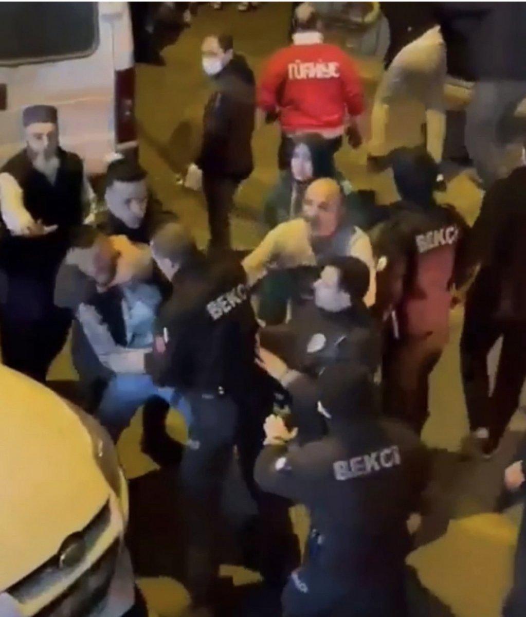 Esenler’de bekçilerle mahalleli arasında arbede