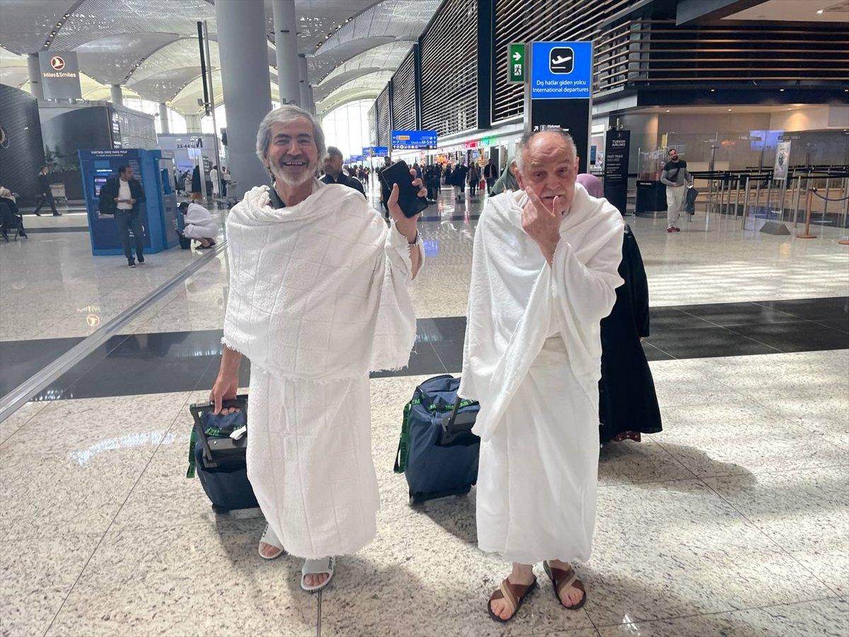 2 yıl aradan sonra ilk kafile umreye gitti