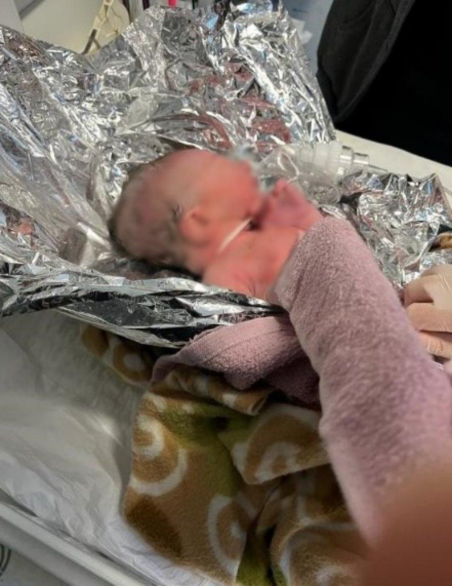 Şanlıurfa'da sokakta doğum yapan kadın, bebeğini poşete koyup kaçtı