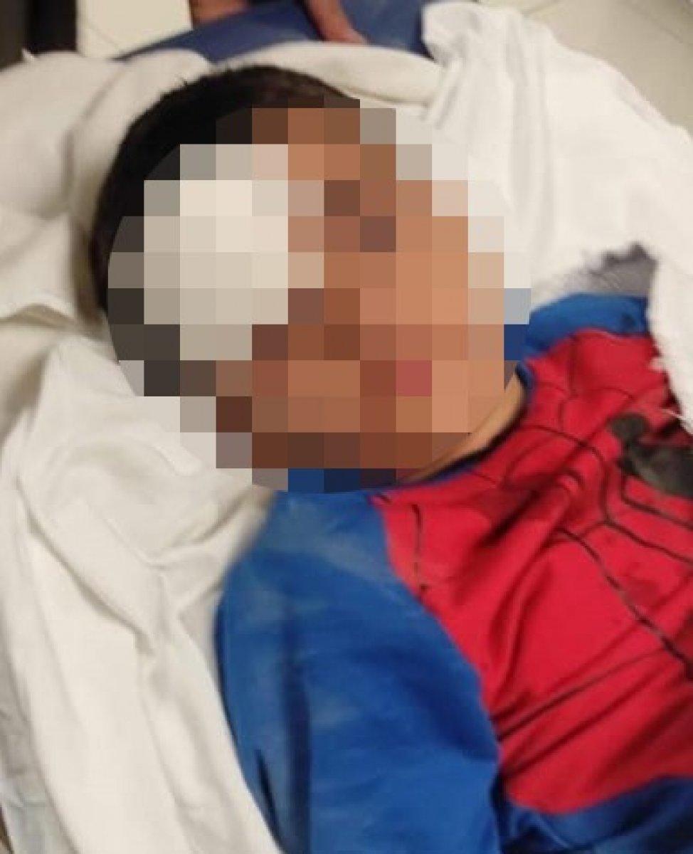 Gaziantep'te aracında altında kalan çocuk ölümden döndü