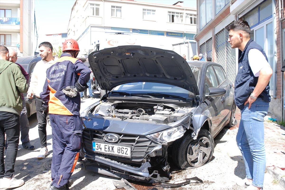 Kartal’da çay molasına çıkan kadınlar otomobilin altında kaldı