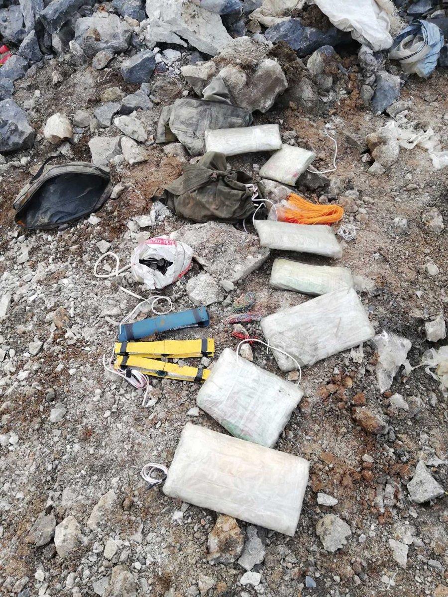 Irak'ın kuzeyinde, PKK'ya ait çok sayıda silah ve mühimmat ele geçirildi