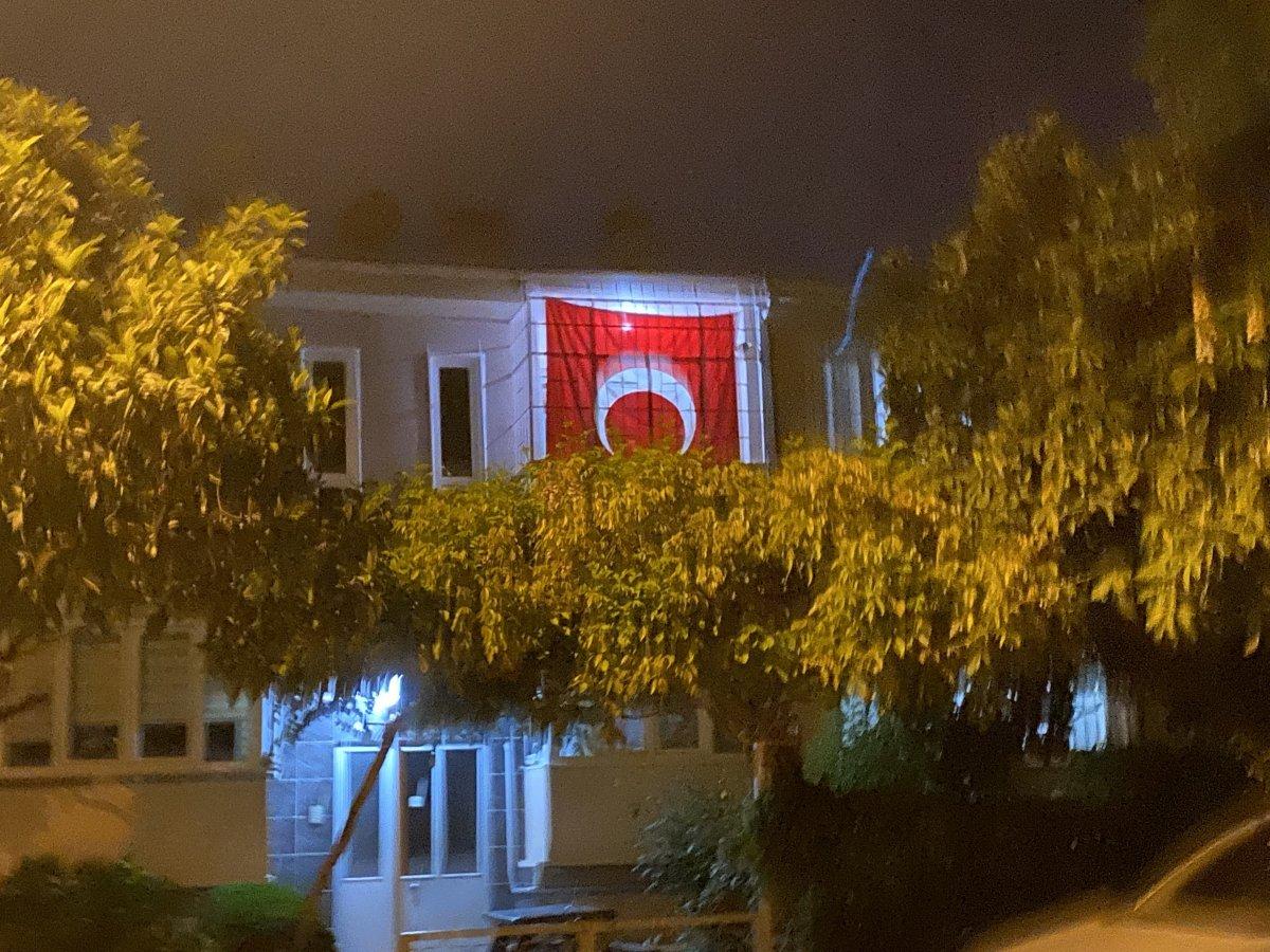 Sultanbeyli'de kaza yapan motosikletli polis memuru şehit oldu