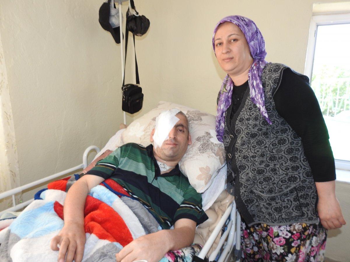 Manisa'da trafik kazası geçirdi, yatağa mahkum kaldı