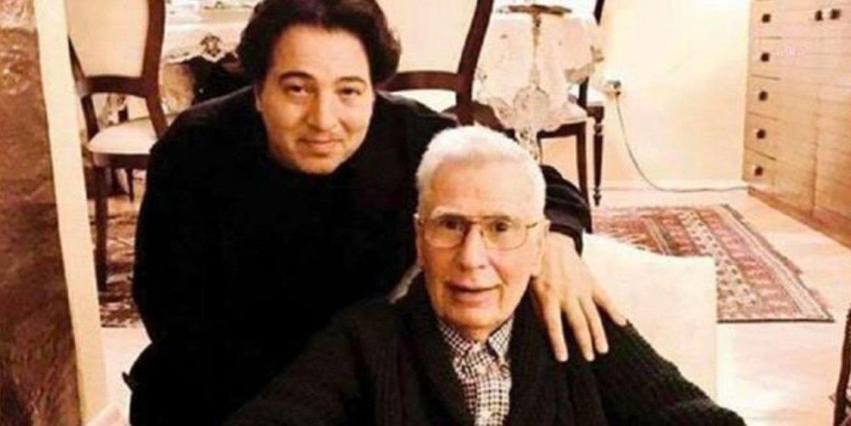 Fazıl Say, babasının cenaze töreninde piyano çaldı