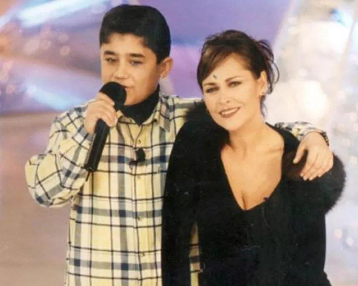 Küçük İbo: Hülya Avşar'ın kucağına oturmak şerefti