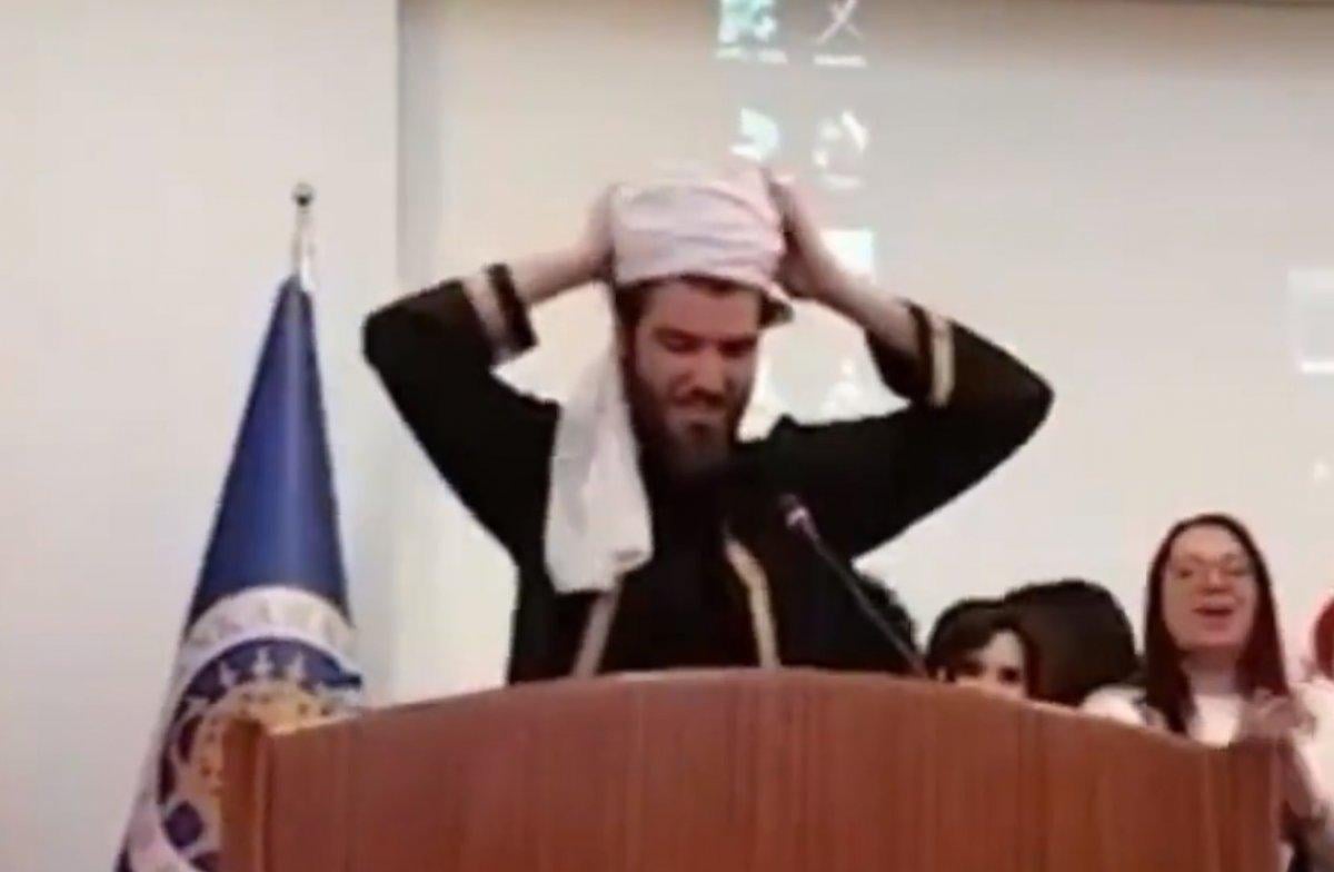 Ankara Üniversitesi’nde İslam’a hakaret gösterisi