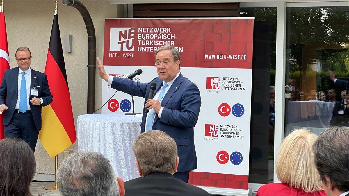 Alman siyasetçi Laschet: Türkler Almanya için zenginlik