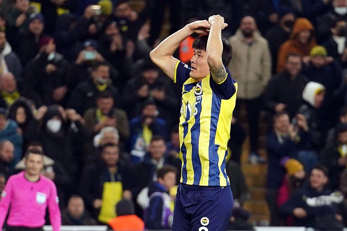 Roma, Kim Min-Jae için temasta