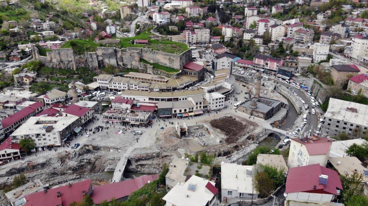 Bitlis'te tarihi yapılar gün yüzüne çıkarılıyor