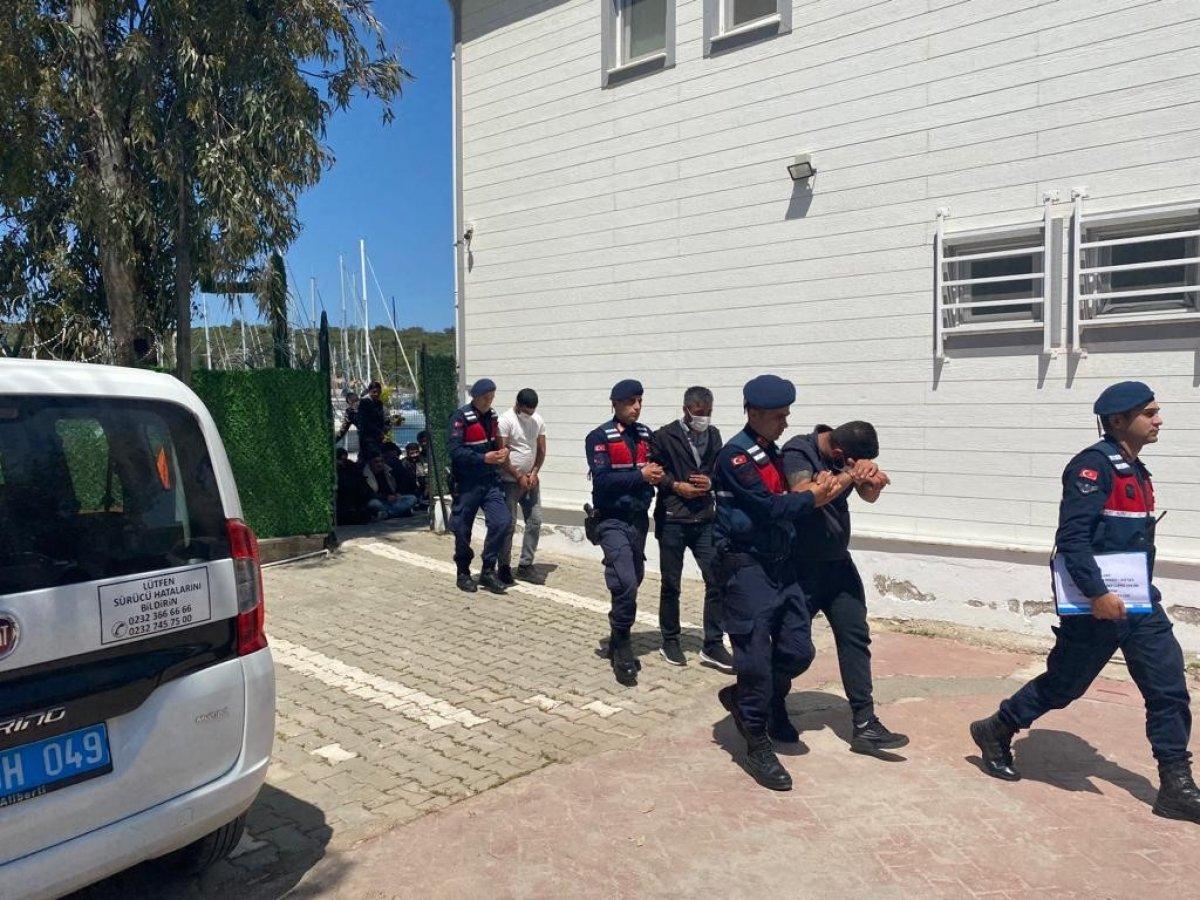 İzmir’de İHA ile tespit edilen 118 göçmen yakalandı