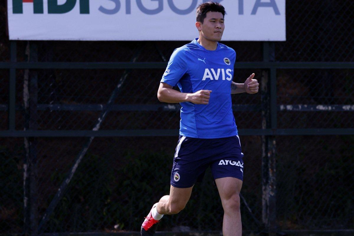 Roma, Kim Min-Jae için temasta