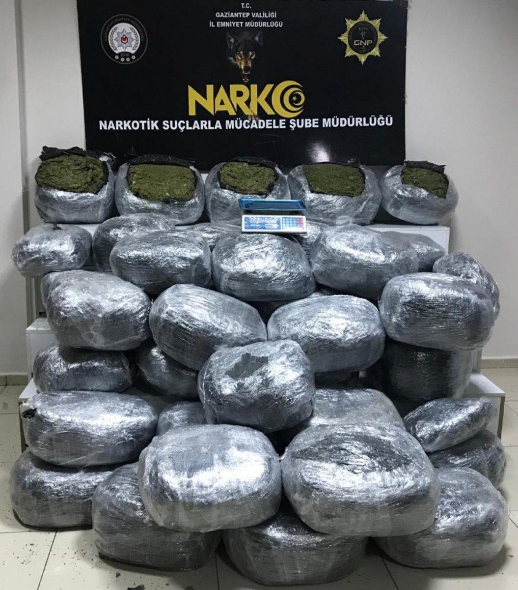 Gaziantep'te uyuşturucu operasyonu: 200 kilo esrar yakalandı