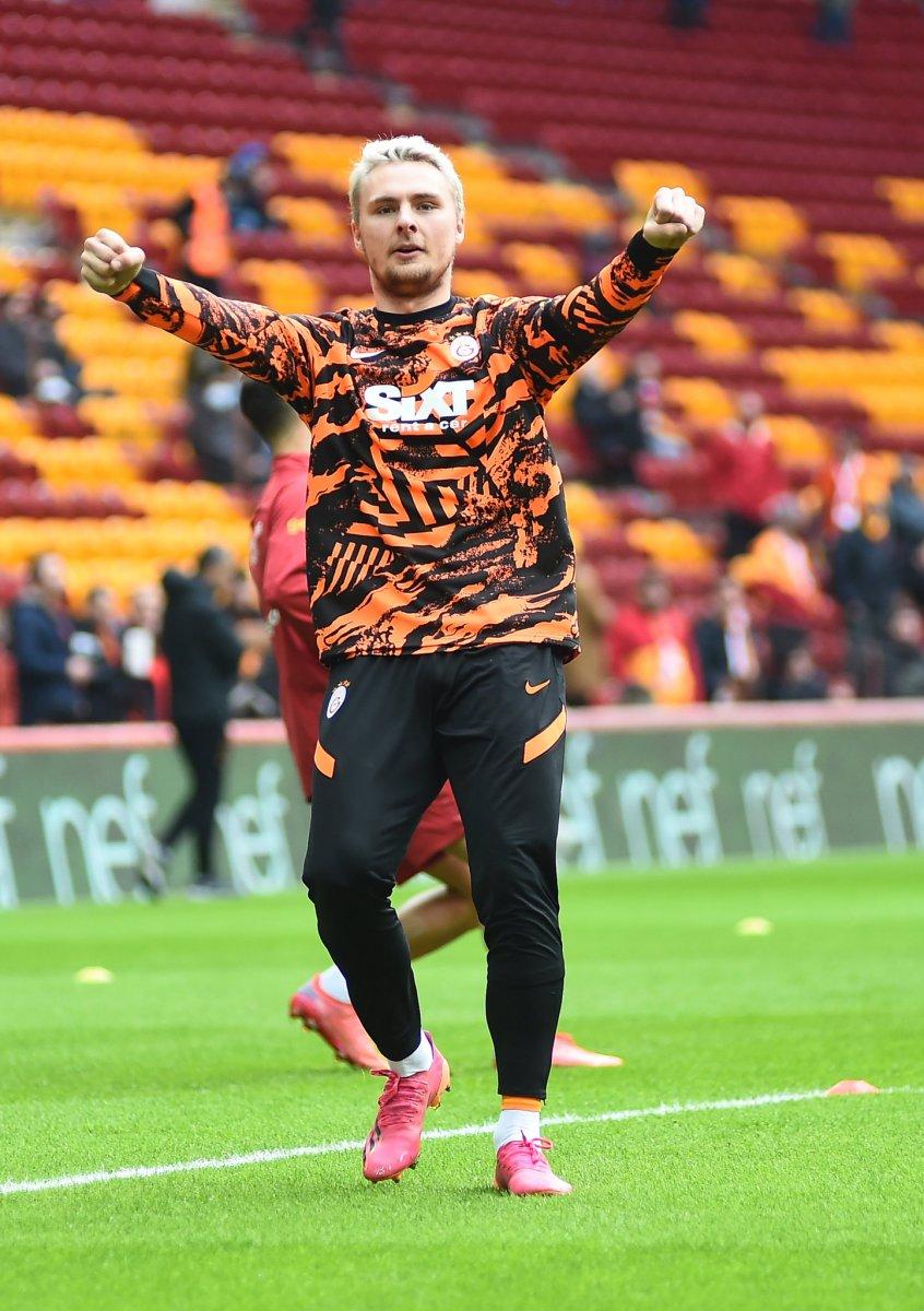 Victor Nelsson: Arda Güler'i tanımıyorum