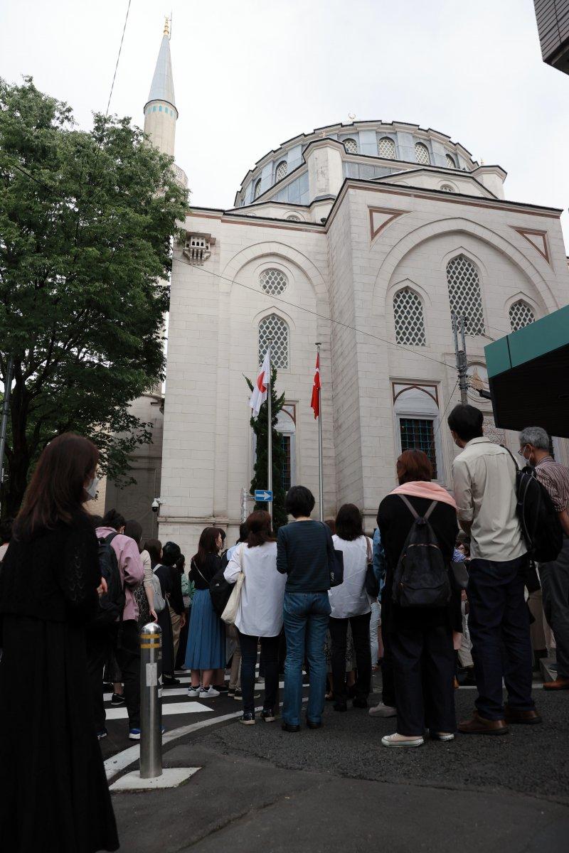 Japonya'da, Tokyo Camisi'ne yoğun ilgi