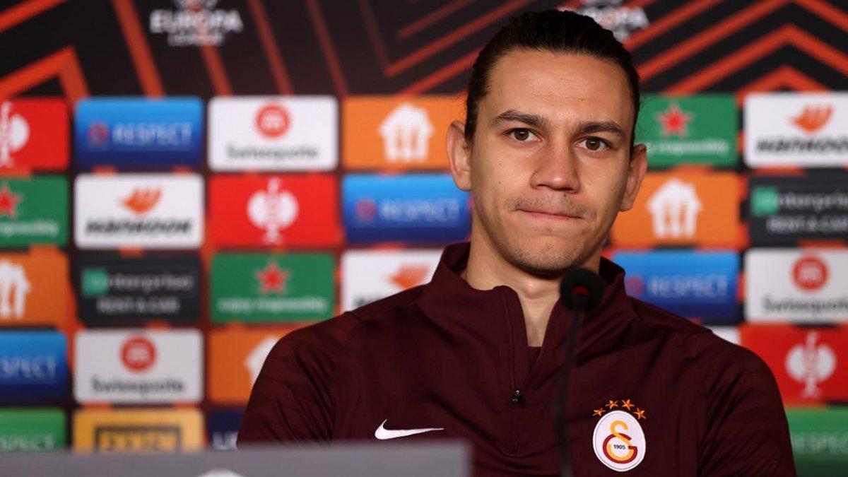 Taylan Antalyalı: Futbolu Galatasaray'da bırakmak istiyorum