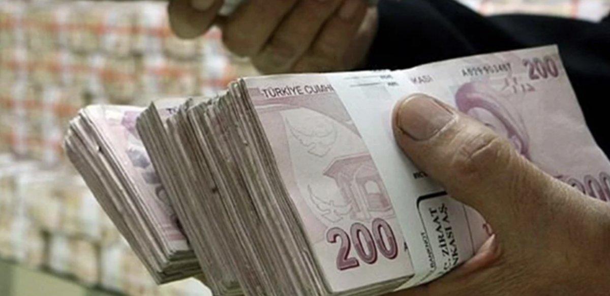 Eskişehir'de izinli polis kadının 650 bin lirasını kurtardı