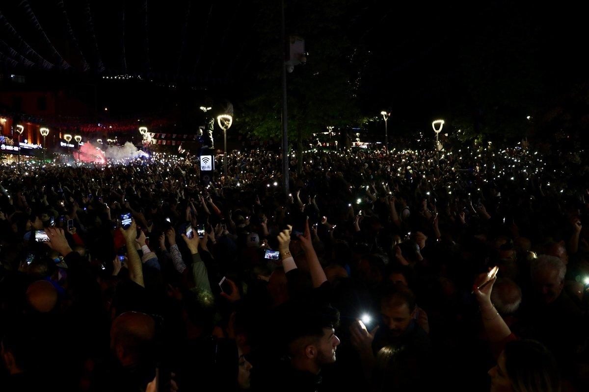 Trabzonspor şampiyonluk kupasını kaldırdı