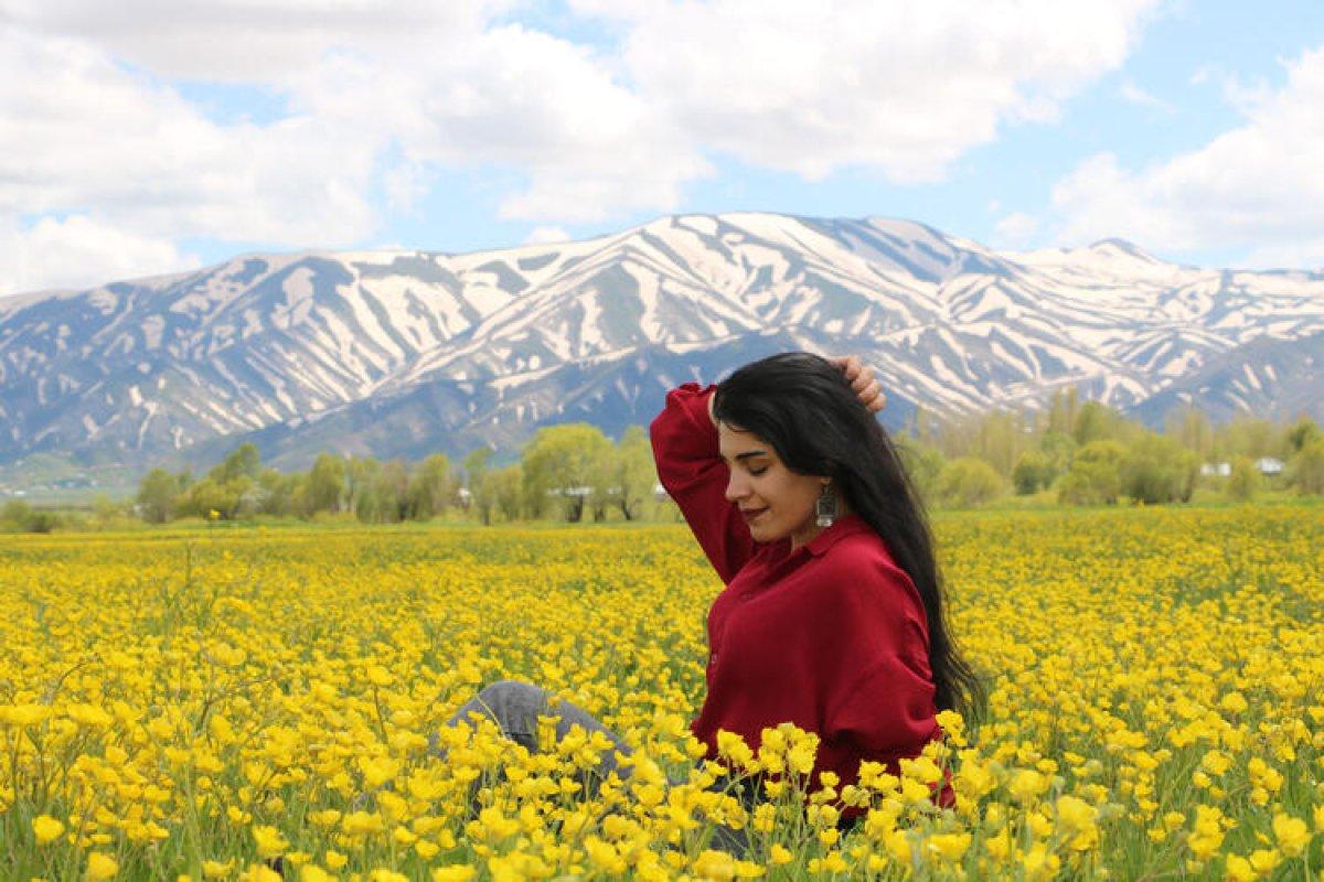 Yüksekova'ya bahar geldi