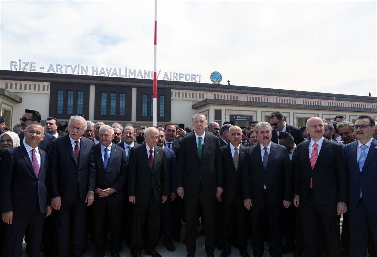 Rize-Artvin Havalimanı açıldı