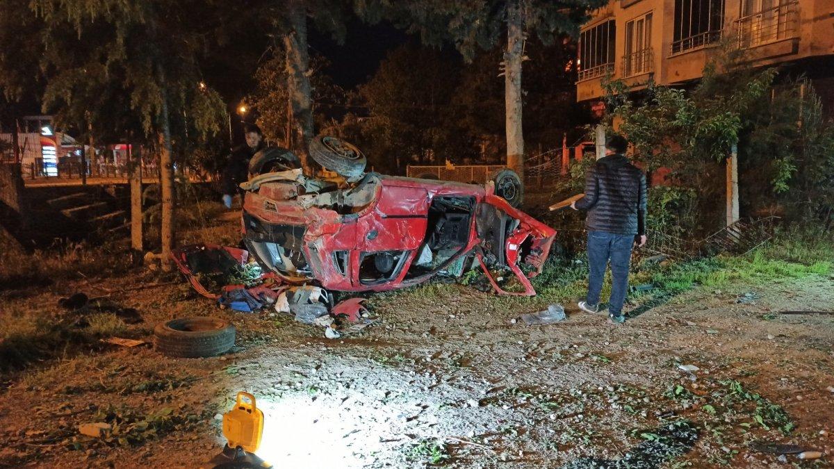 Samsun'da araç takla attı: 2 ölü, 1 yaralı