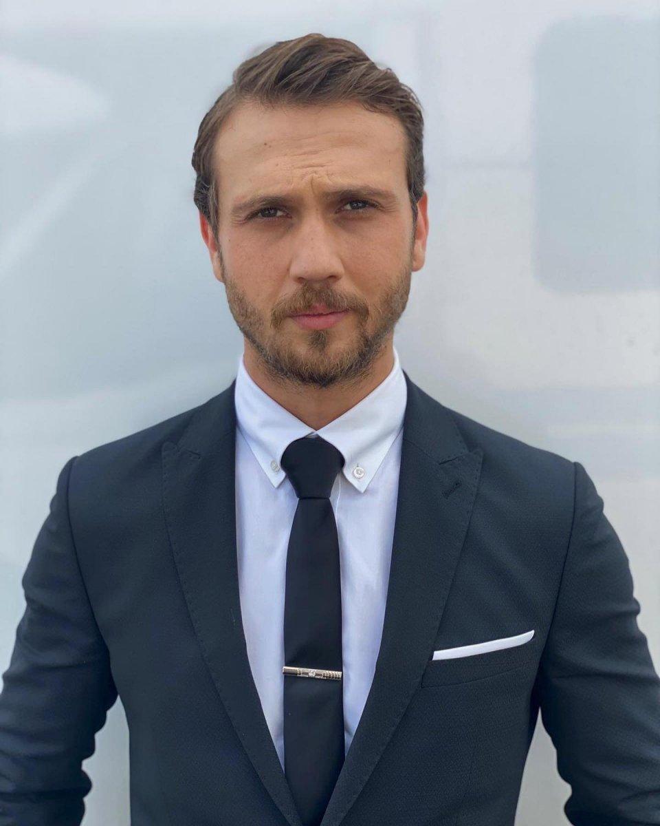 Aras Bulut İynemli’nin Atatürk rolü için alacağı ücret belli oldu