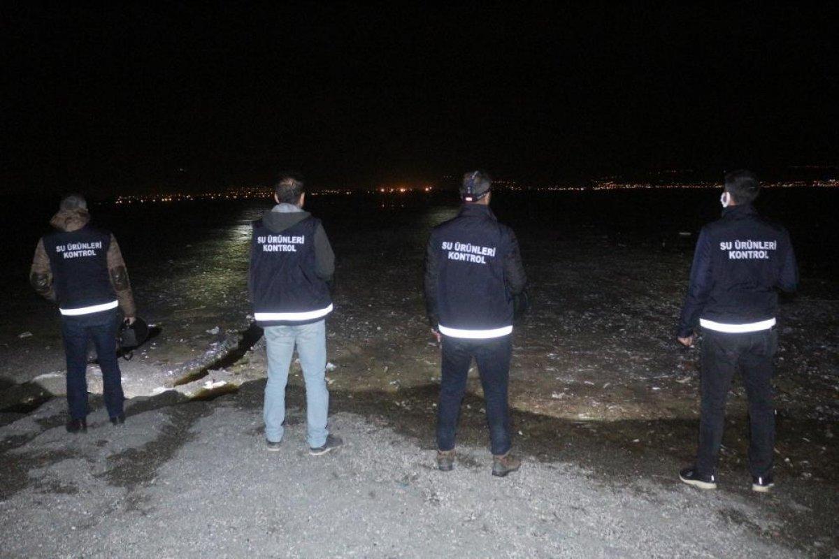 Van'da kaçak avlanan 18 ton inci kefali ele geçirildi