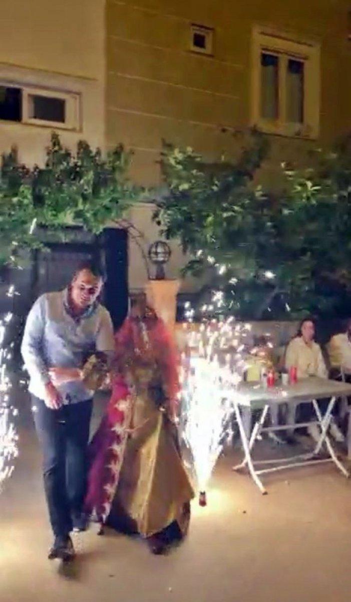 Antalya'da rüyalarında gelin olduğunu gören kızının hayalini gerçekleştirdi