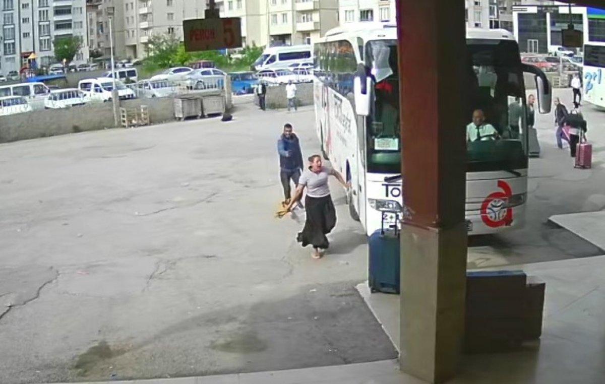 Tokat’ta eşi ile kardeşine kurşun yağdırdı: O anlar