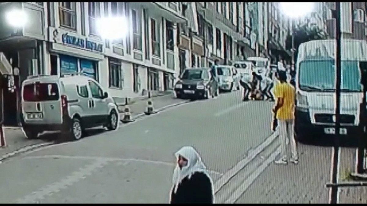 İstanbul'da gasp girişimini vatandaşlar engelledi