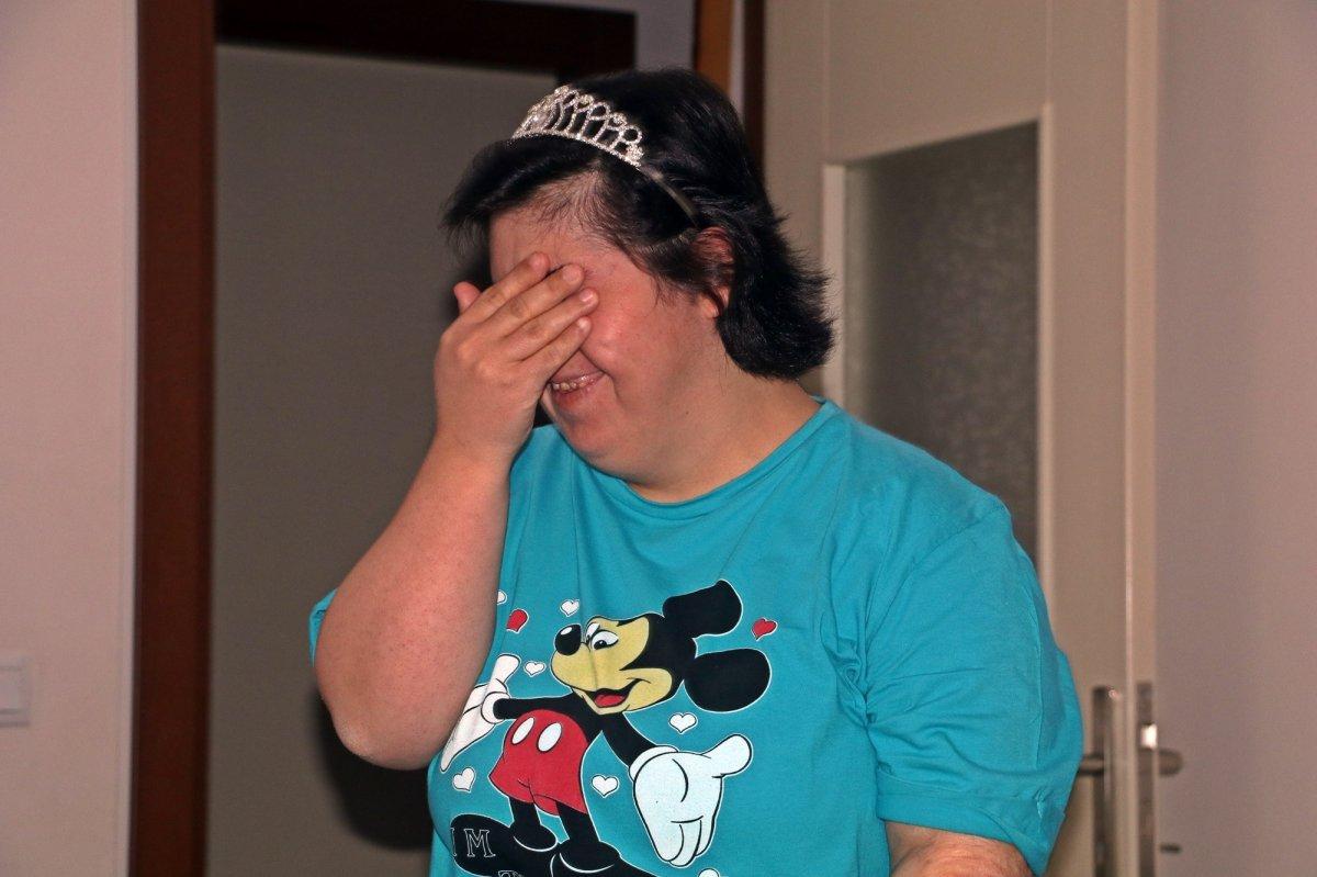 Antalya'da rüyalarında gelin olduğunu gören kızının hayalini gerçekleştirdi