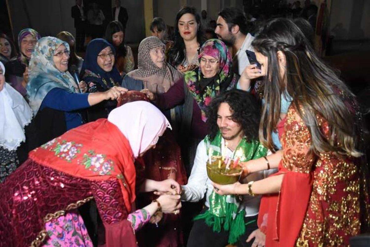 Brezilyalı damat Bilecik'te kaşık oyunu oynadı