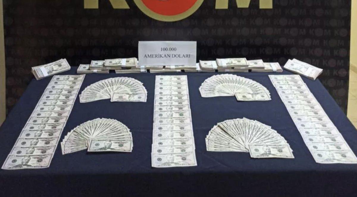 İstanbul'da sahte dolarlarla yakalanan eski kaymakama hapis