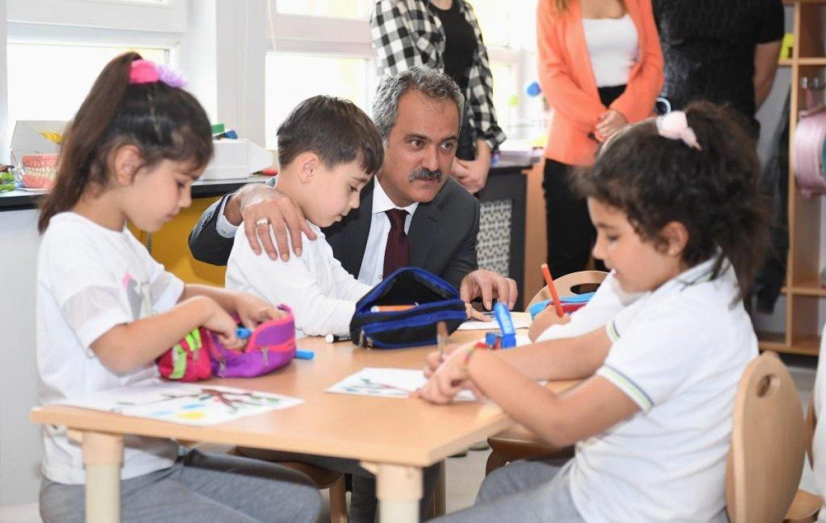 Milli Eğitim Bakanı Mahmut Özer’den yaz okulu açıklaması