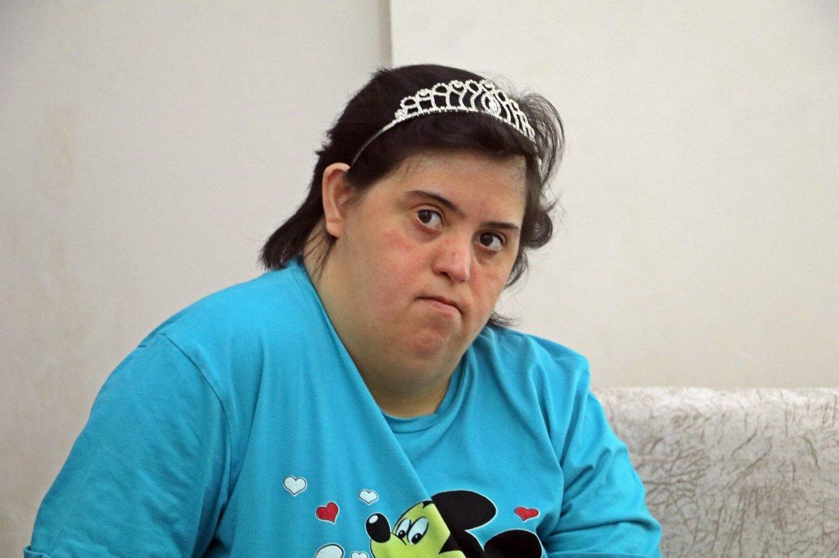 Antalya'da rüyalarında gelin olduğunu gören kızının hayalini gerçekleştirdi