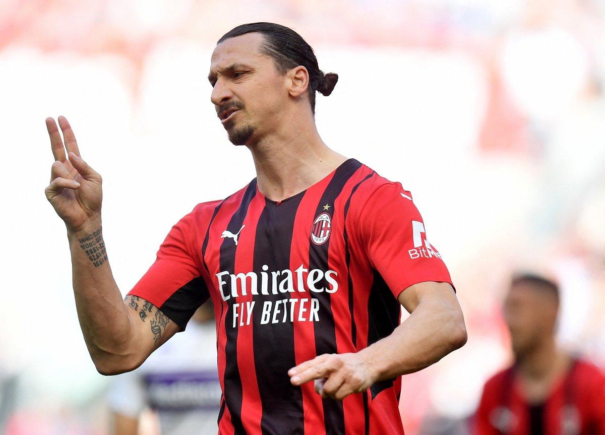 Ibrahimovic, kutlamalarda otobüsün camını kırdı