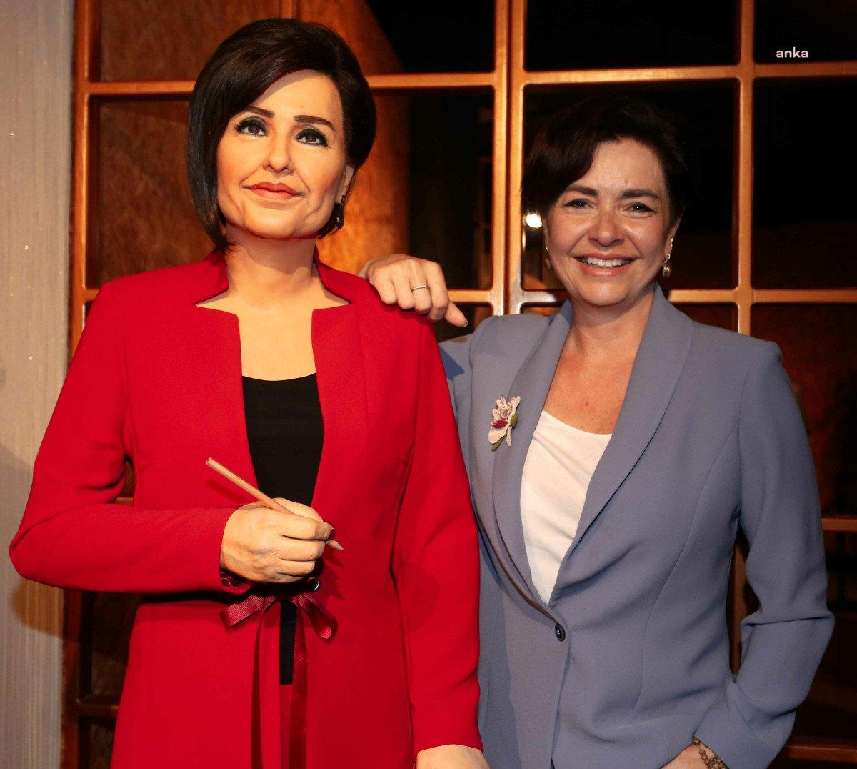 Kerem Kılıçdaroğlu ve Özlem Gürses Balmumu Heykeller Müzesi'ni gezdi