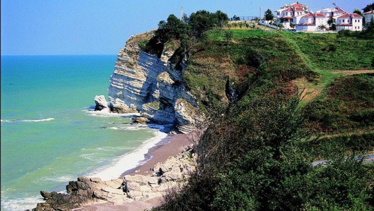 Düzce'nin Akçakoca ilçesinde turizm sezonu başladı