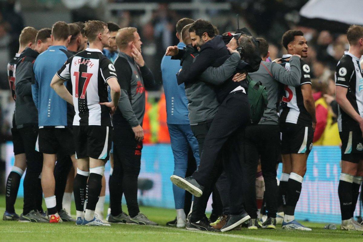 Arsenal, Newcastle United'a mağlup oldu