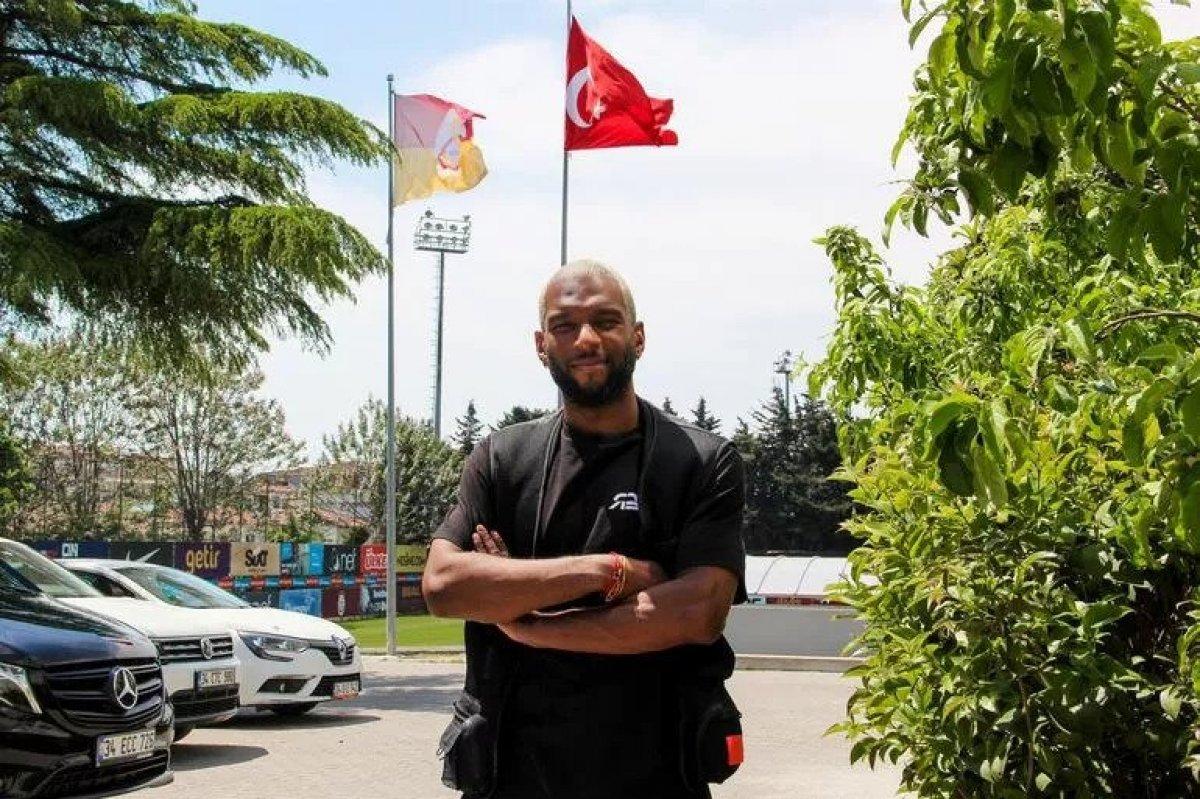 Ryan Babel: Galatasaray'da kalmak isterim