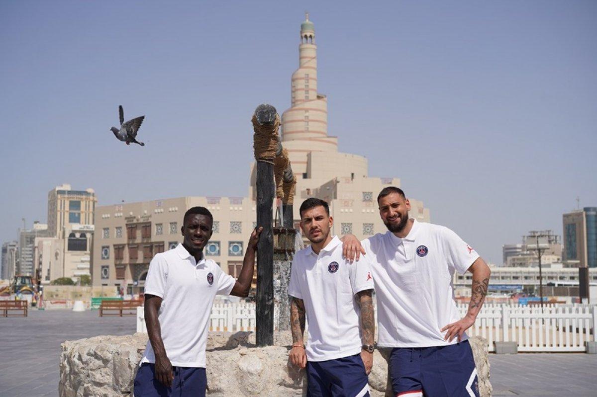 PSG, ekipçe Katar'da