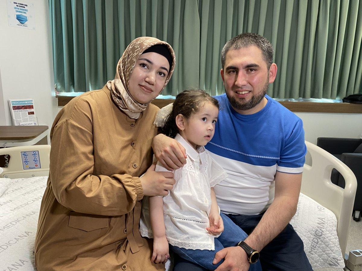 Yemek borusu yanan Özbek çocuk şifayı Türkiye'de buldu