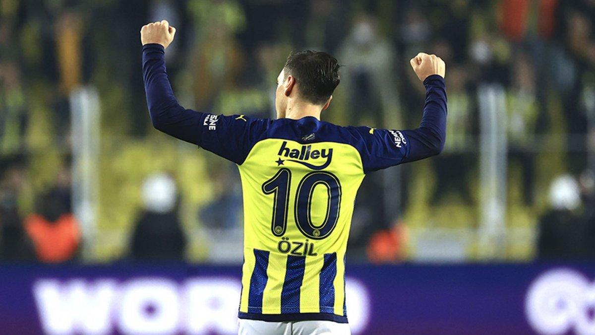 Arap basınından Mesut Özil'e övgü