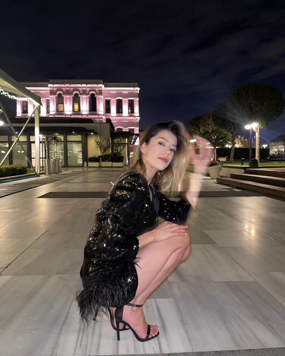 Özcan Deniz, Feyza Aktan'a sevgili şartı koydurdu