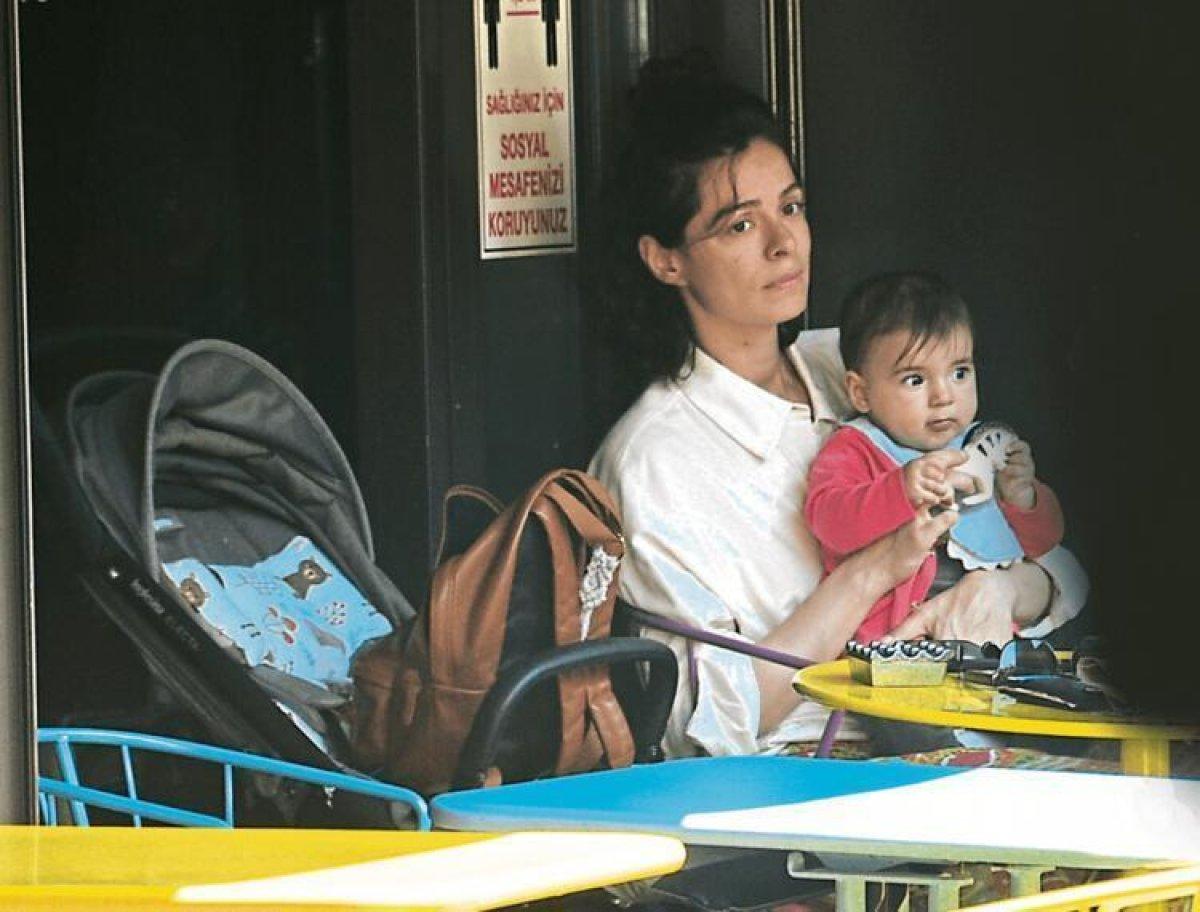 Özge Özpirinçci'nin kızı göründü