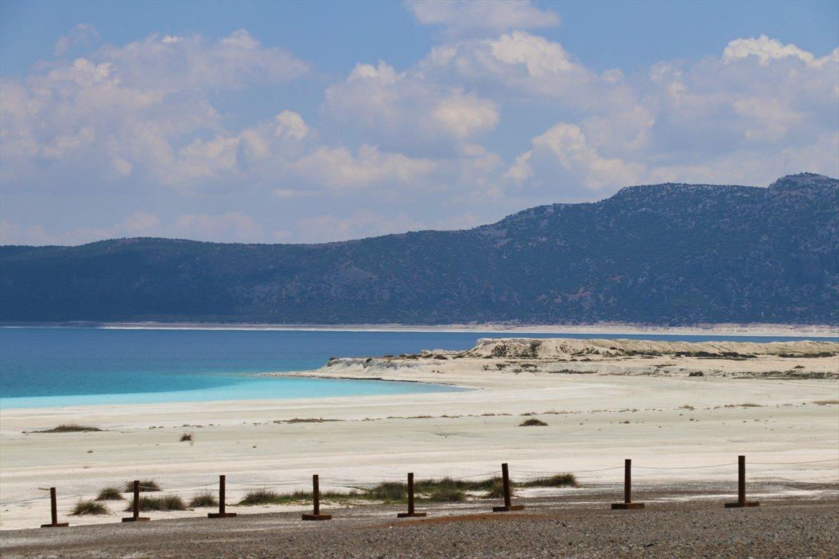Salda Gölü bataklığa döndü iddiaları yalan çıktı