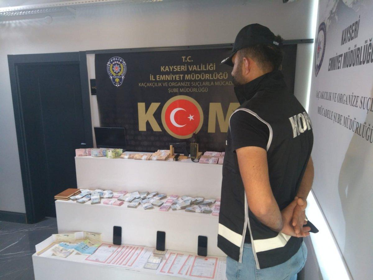 Kayseri'de baba ve oğullarından 100 milyon liralık dolandırıcılık