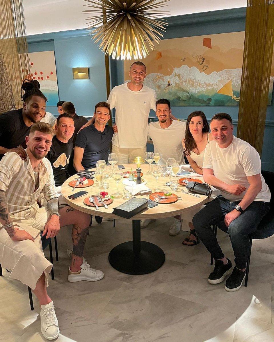 Burak Yılmaz, Lille ile yolları ayırıyor