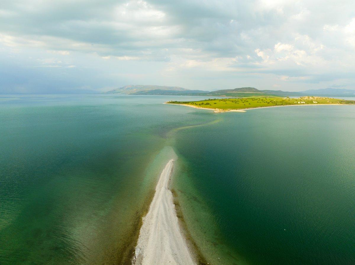 Van'ın Maldivler’i aratmayan adası Çarpanak