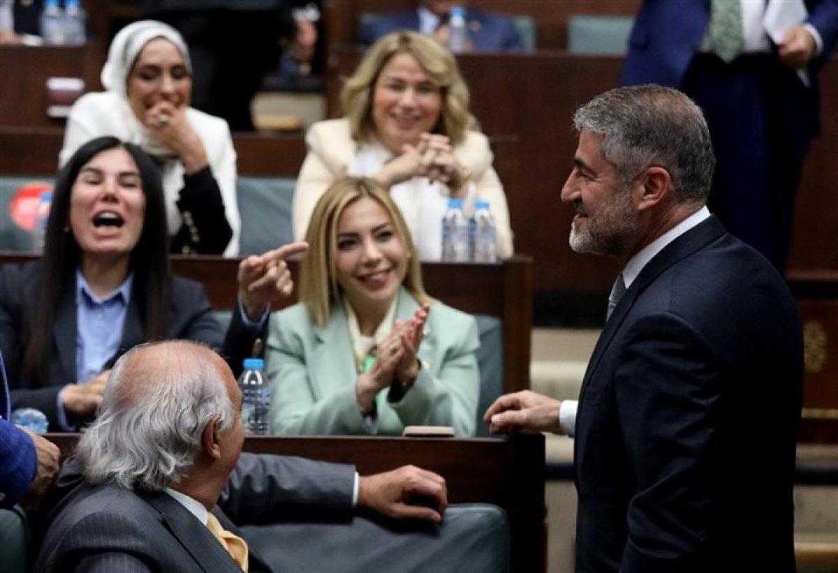 Nureddin Nebati, AK Parti grubunda vekillerle sohbet etti